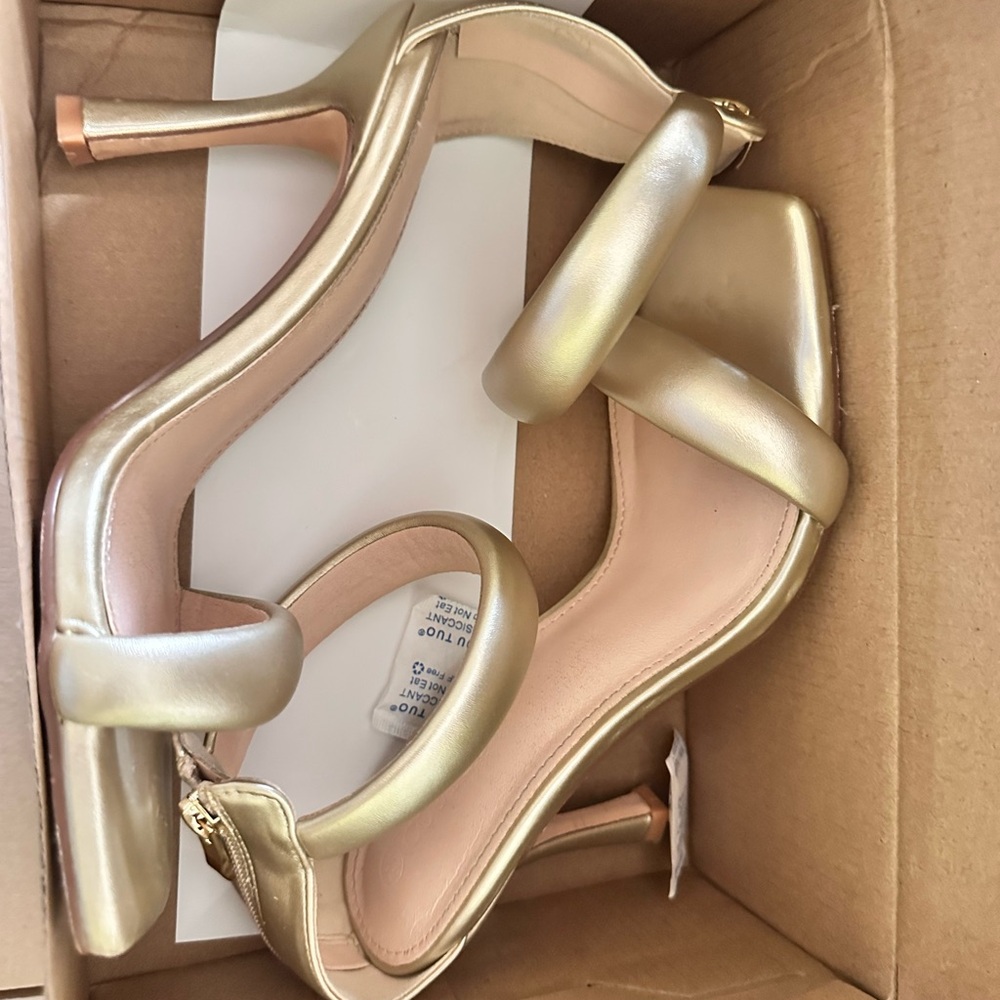 Elegant Metallic Women's Heels